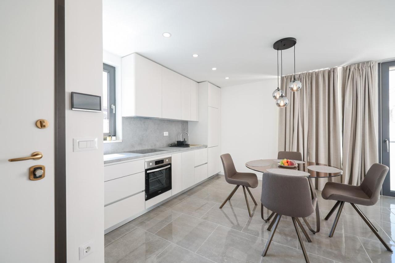 Marilla Apartments ซาดาร์ ภายนอก รูปภาพ